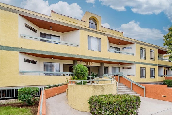 1142 STANLEY AVE APT 1, GLENDALE, CA 91206 - Image c7a06fc2bf40dbc97e002b71e97c7382/616250608
