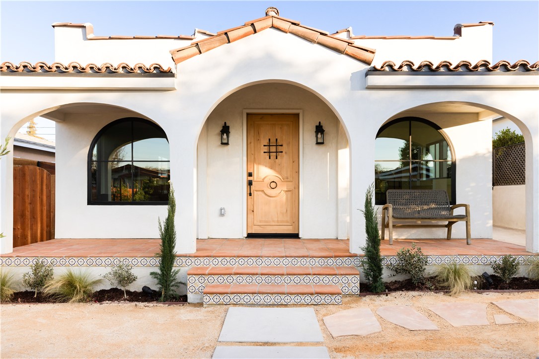 2334 Glover Place