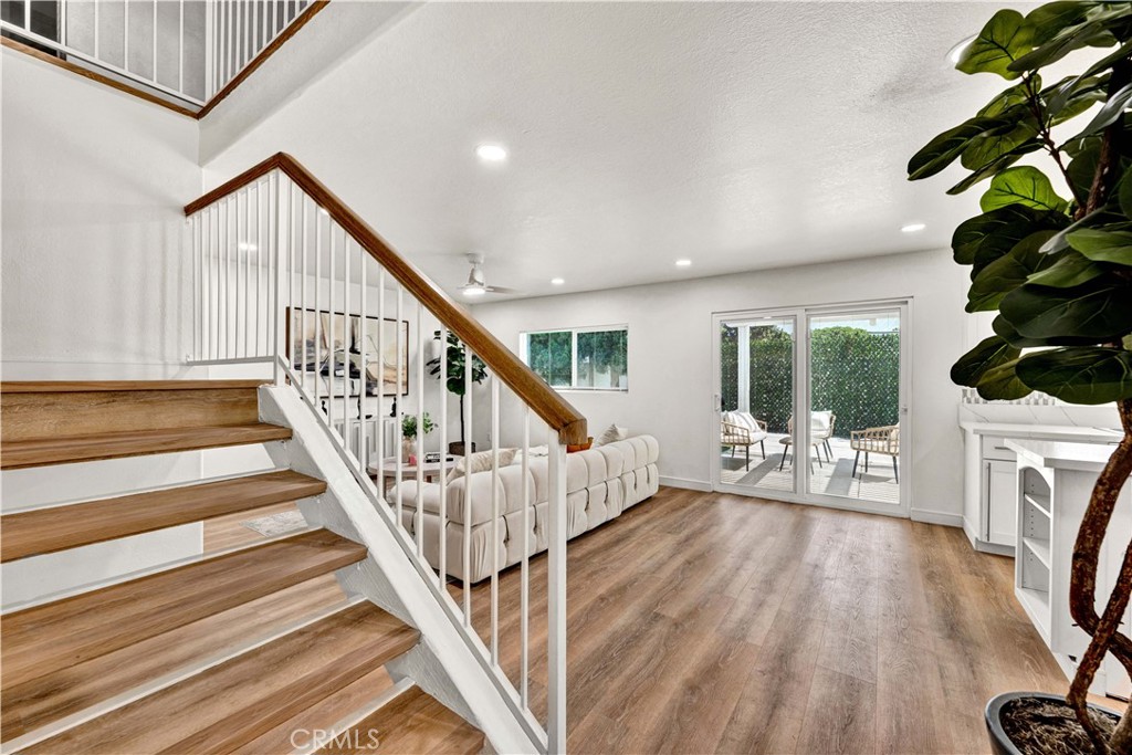 921 Dahlia Avenue
