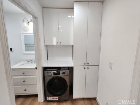 Tiny photo for 23753 Welby WAY, West Hills, CA 91307 (MLS # SR26222909)