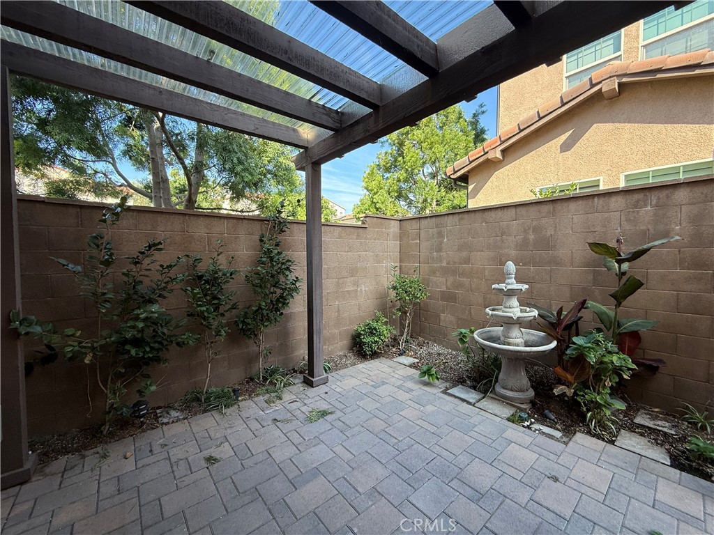 Colibri - Residential Lease