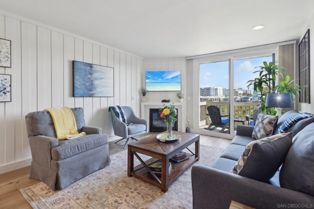 999 N Pacific St B308