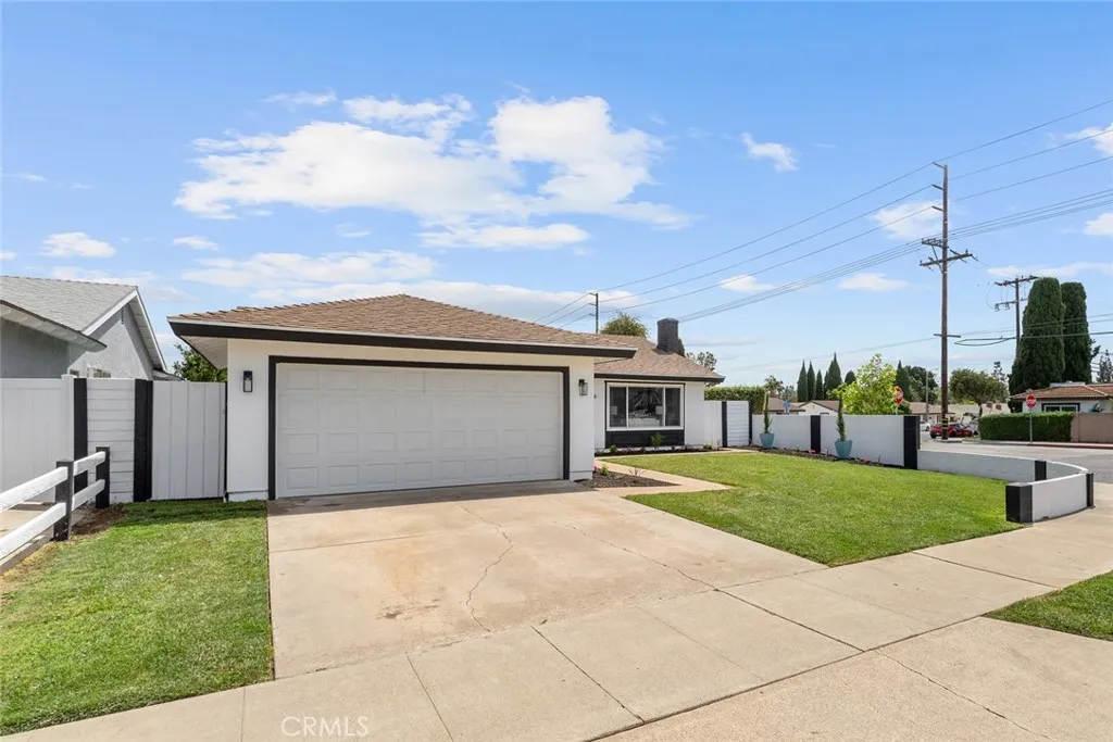 Orange, California 92866, United States, 3 Bedrooms Bedrooms, ,2 BathroomsBathrooms,Residential,Active,177045 Orange, California 92866, United States, 3 Bedrooms Bedrooms, ,2 BathroomsBathrooms,Residential,Active,177045