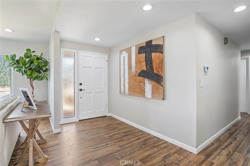 Orange, California 92866, United States, 3 Bedrooms Bedrooms, ,2 BathroomsBathrooms,Residential,Active,177045