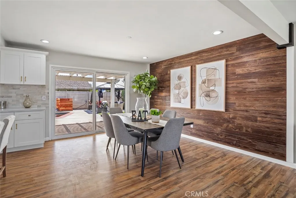 Orange, California 92866, United States, 3 Bedrooms Bedrooms, ,2 BathroomsBathrooms,Residential,Active,177045