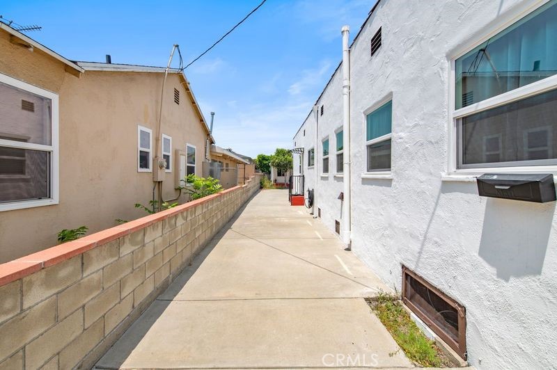 329 N Bushnell Avenue