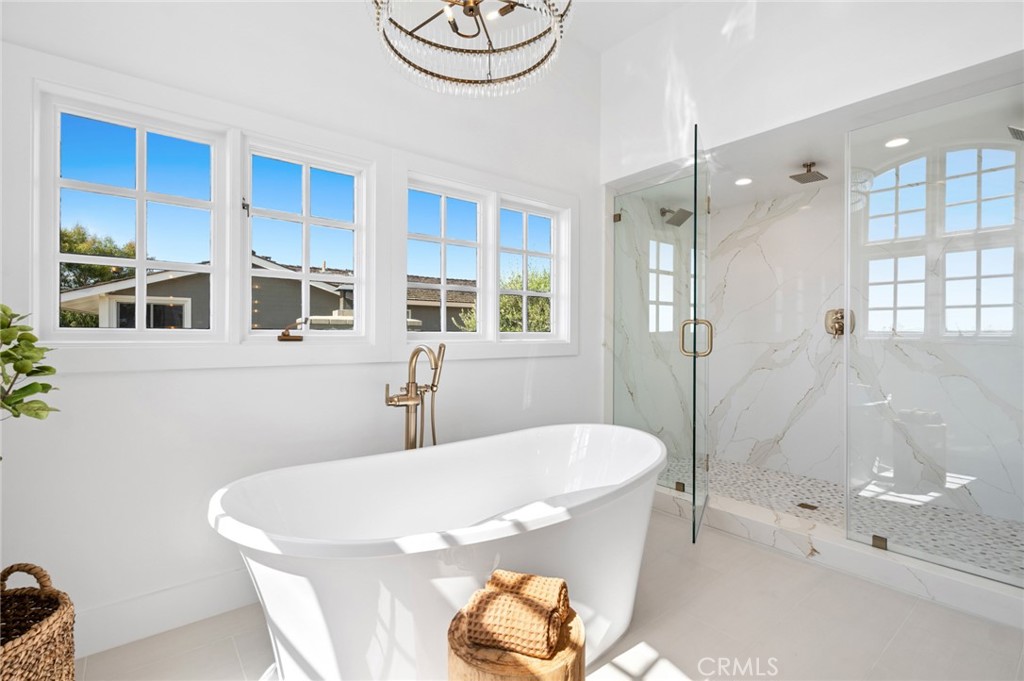 Bayside Drive Custom (BSCH) - Residential