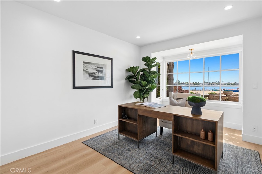 Bayside Drive Custom (BSCH) - Residential