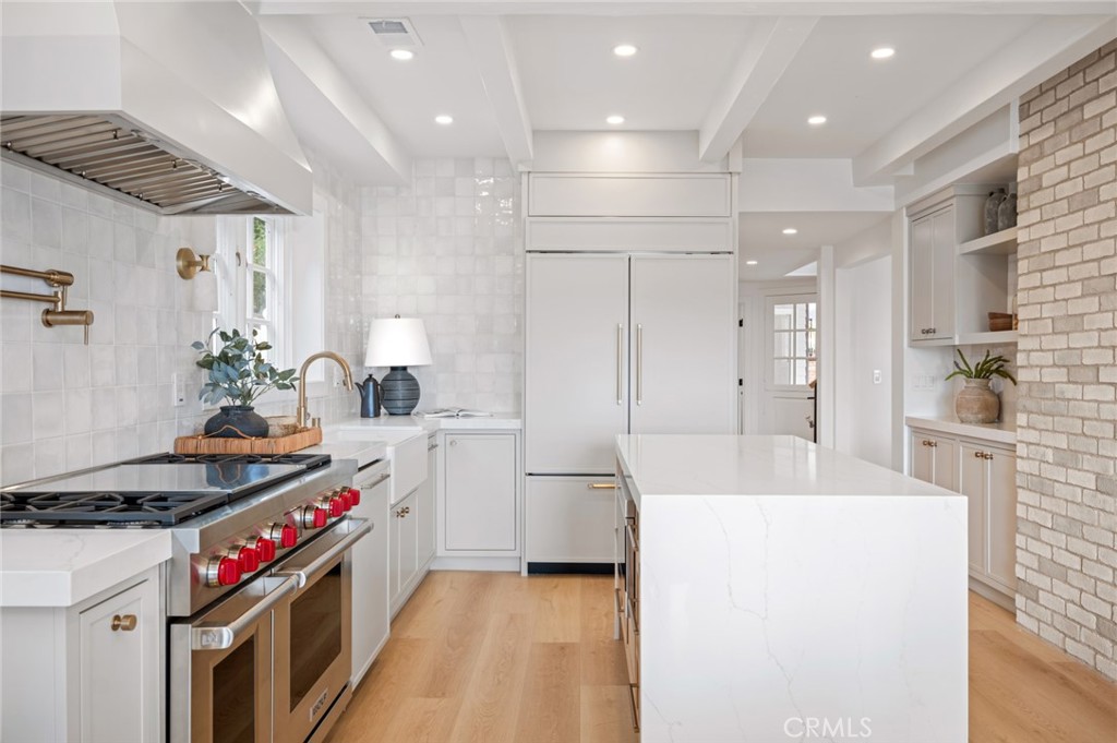 Bayside Drive Custom (BSCH) - Residential