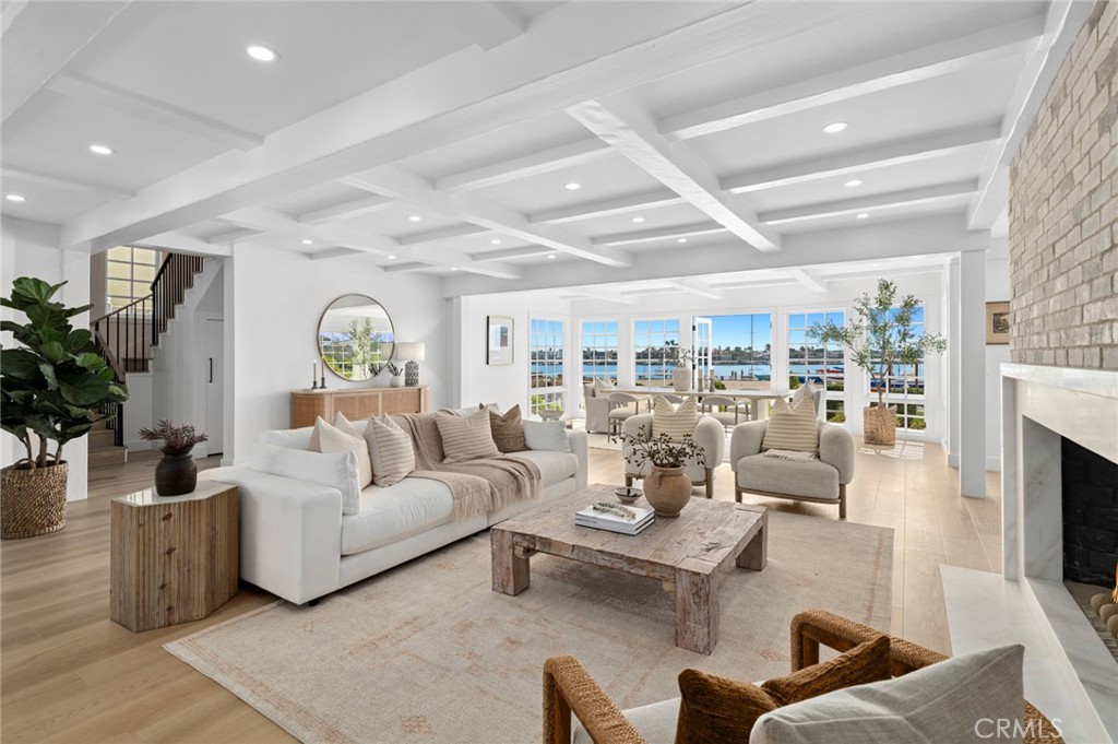 Bayside Drive Custom (BSCH) - Residential