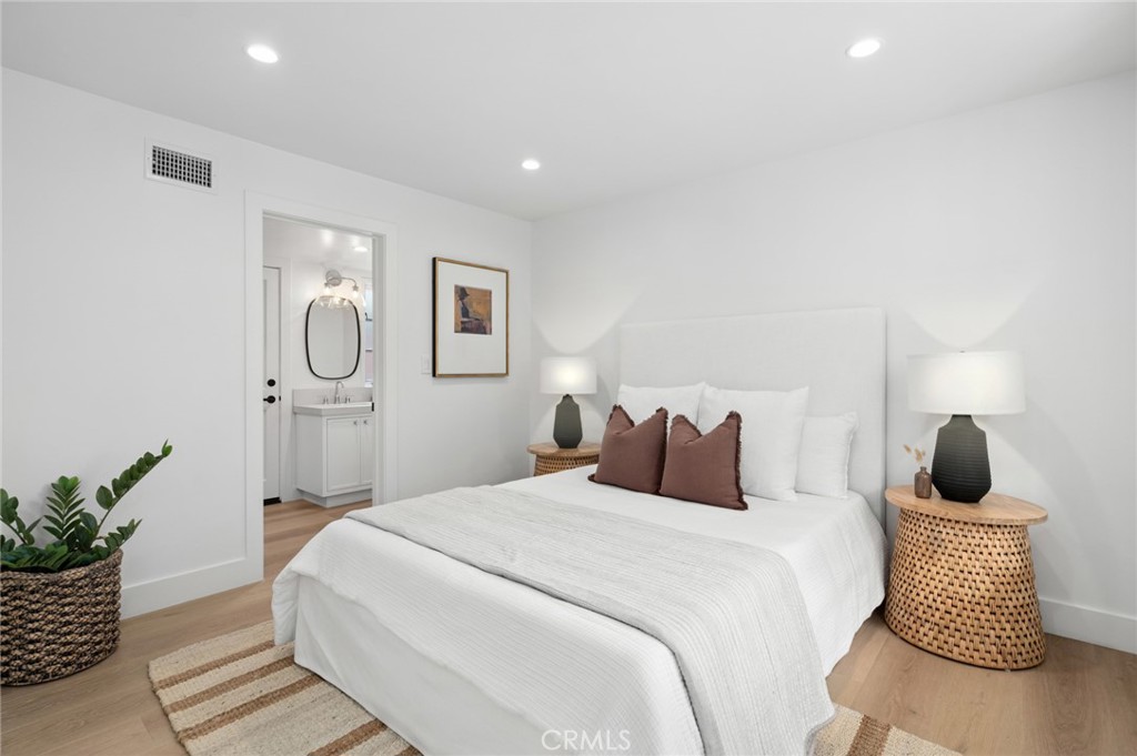 Bayside Drive Custom (BSCH) - Residential