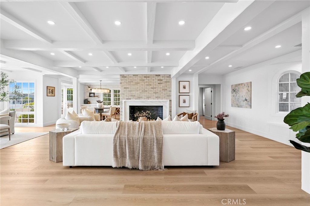 Bayside Drive Custom (BSCH) - Residential