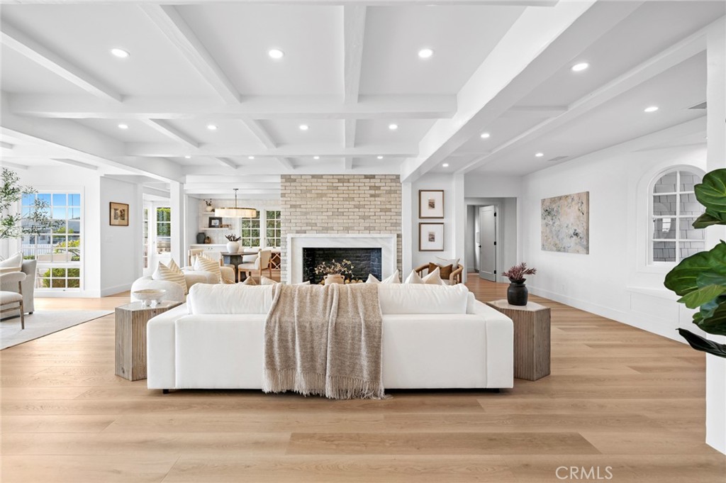 Bayside Drive Custom (BSCH) - Residential