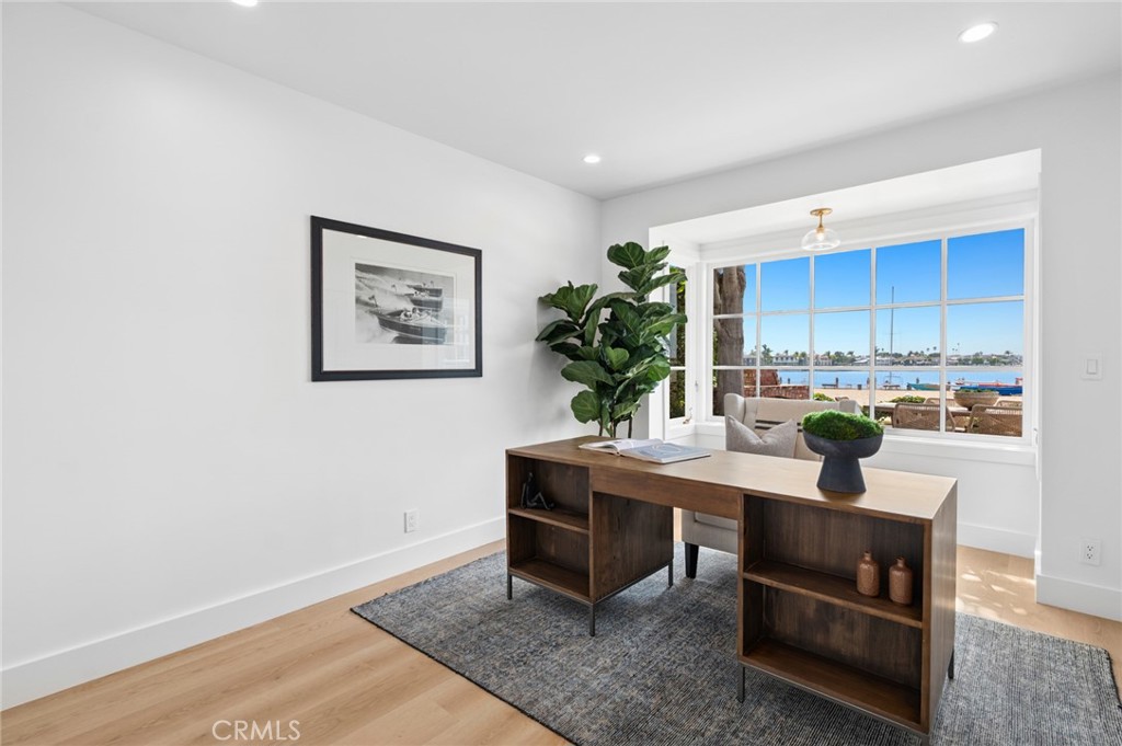 Bayside Drive Custom (BSCH) - Residential