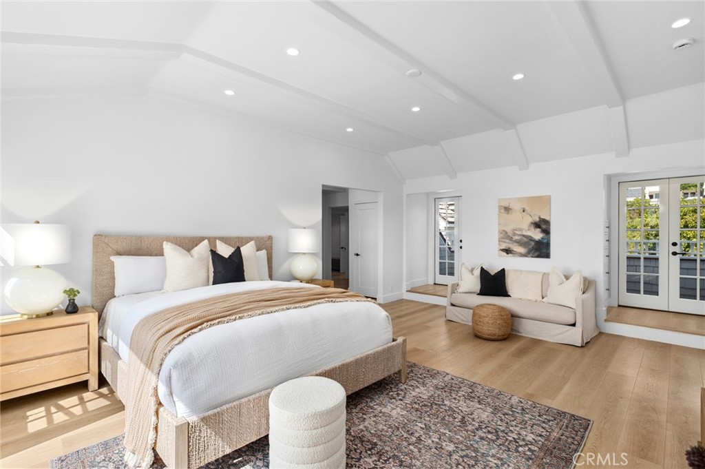 Bayside Drive Custom (BSCH) - Residential
