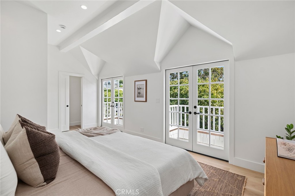 Bayside Drive Custom (BSCH) - Residential