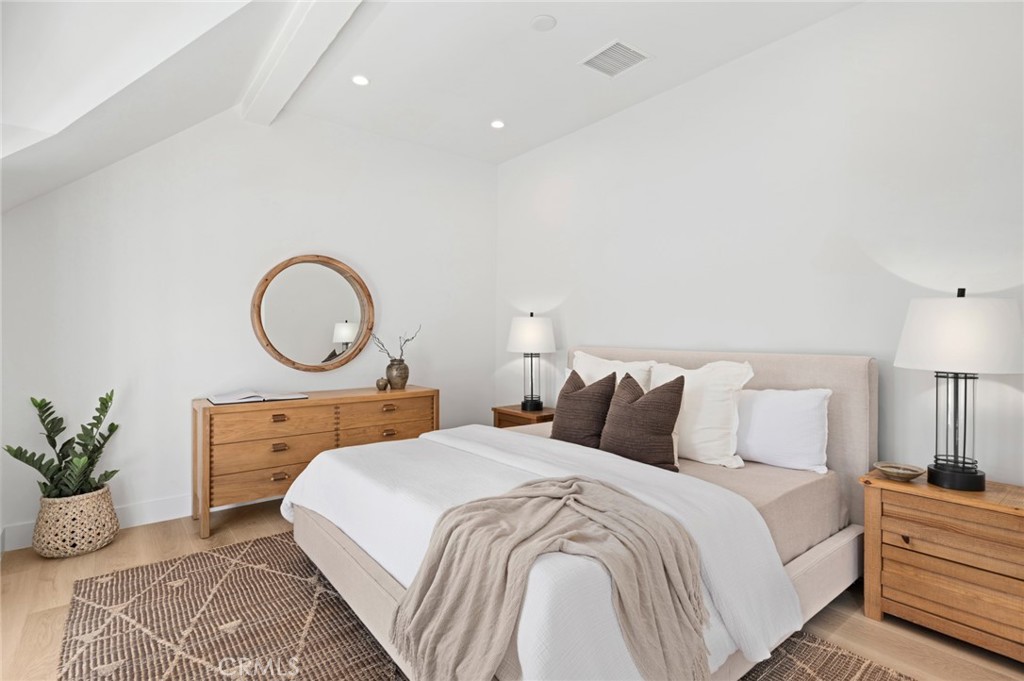 Bayside Drive Custom (BSCH) - Residential