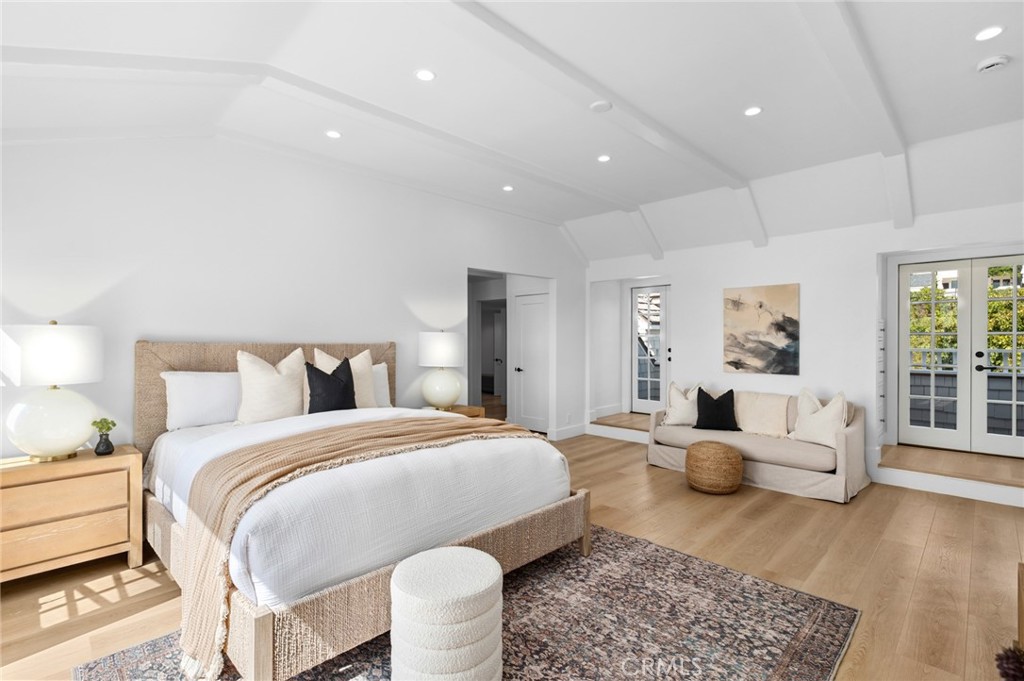 Bayside Drive Custom (BSCH) - Residential