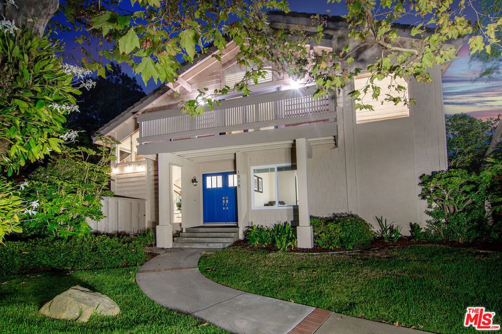 Photo of 1318 Avenida De Cortez, Pacific Palisades, CA 90272 (MLS # 25594593)