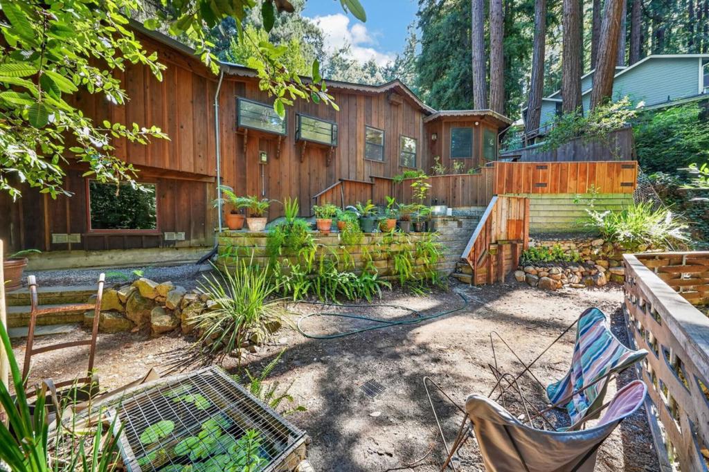20905 Comanche Trail