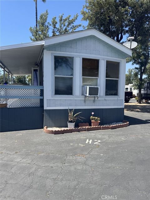 Photo of 2750 W Acacia AVE #H2, Hemet, CA 92545 (MLS # PW26117981)