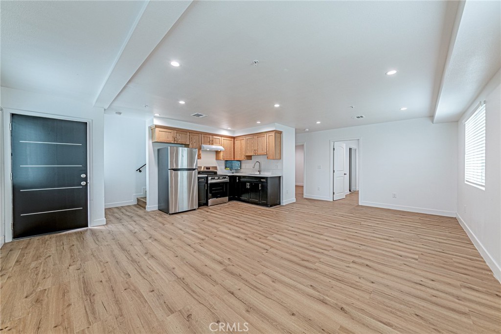 10424 Graham Avenue