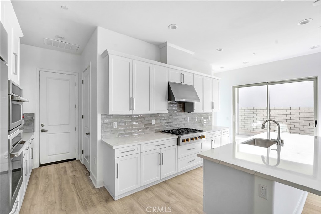 27409 Creekwood Lane