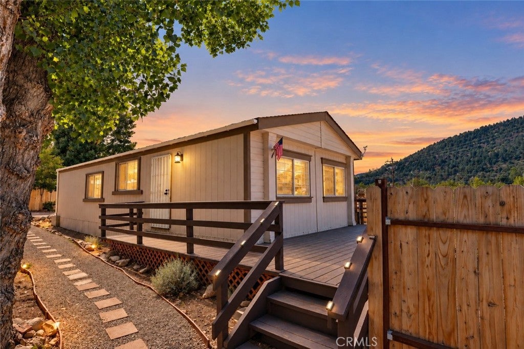6840 Lakewood