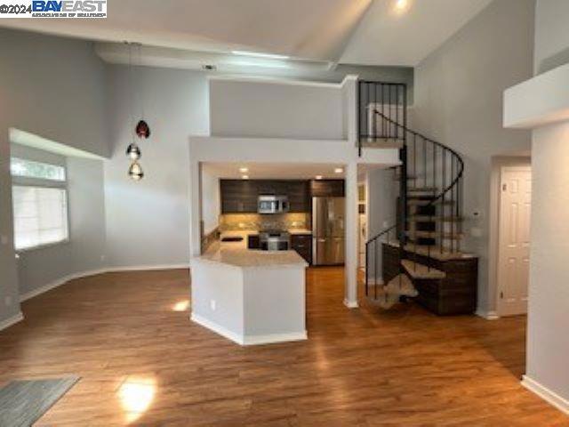 ALAMOVIGES - Residential Lease