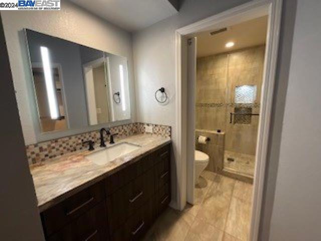 ALAMOVIGES - Residential Lease