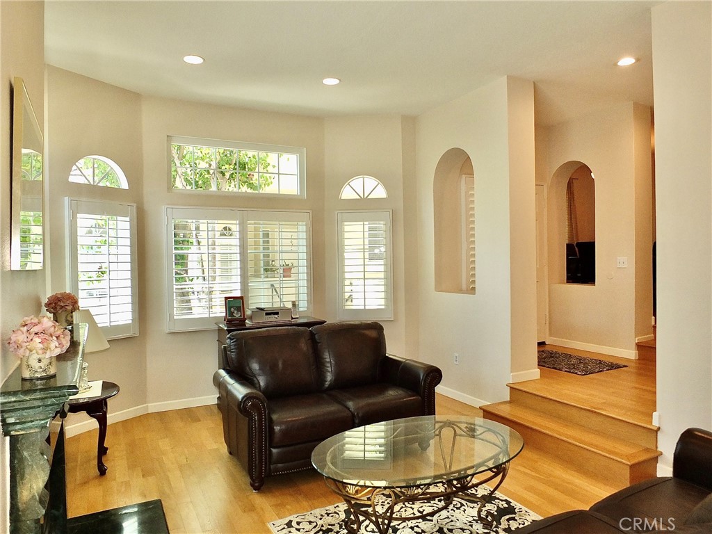 2300 Maple Avenue 162