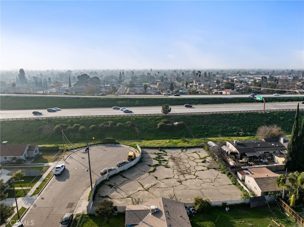 4531 E Hammond