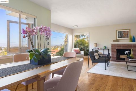 Photo of 4686 Davenport Ave Ave, Oakland, CA 94619 (MLS # 41112786) Photo of 4686 Davenport Ave Ave, Oakland, CA 94619 (MLS # 41112786)