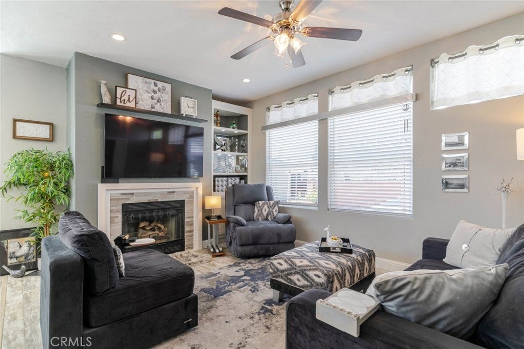 11 Oxford Way