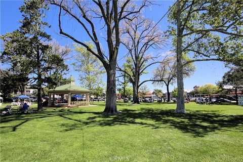 Tiny photo for 800 11th. Street St, Paso Robles, CA 93446 (MLS # NS26092844)
