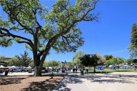 Tiny photo for 800 11th. Street St, Paso Robles, CA 93446 (MLS # NS26092844)