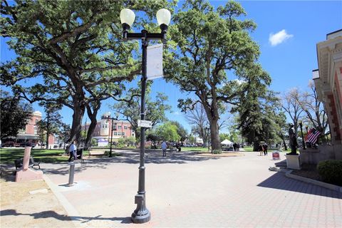 Tiny photo for 800 11th. Street St, Paso Robles, CA 93446 (MLS # NS26092844)