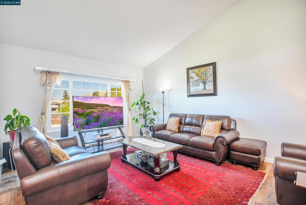 2353 Silver Creek Cir