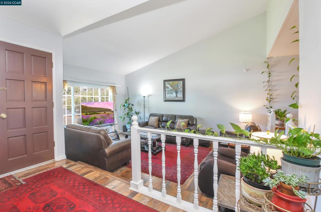 2353 Silver Creek Cir