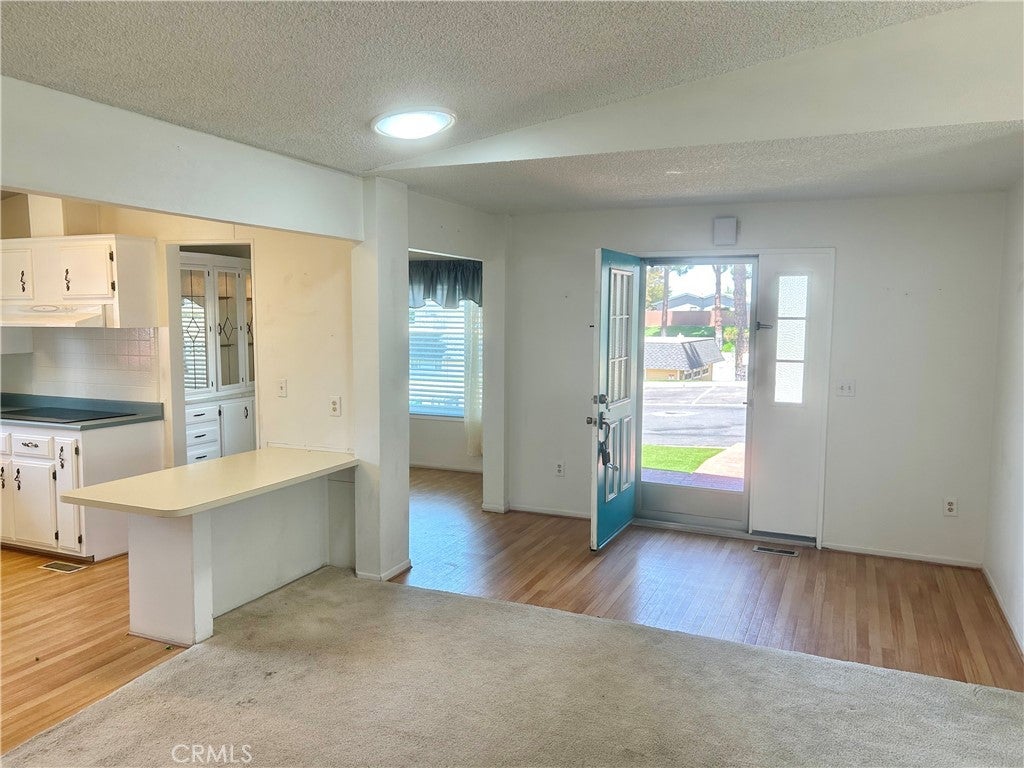 962 Roadrunner Drive