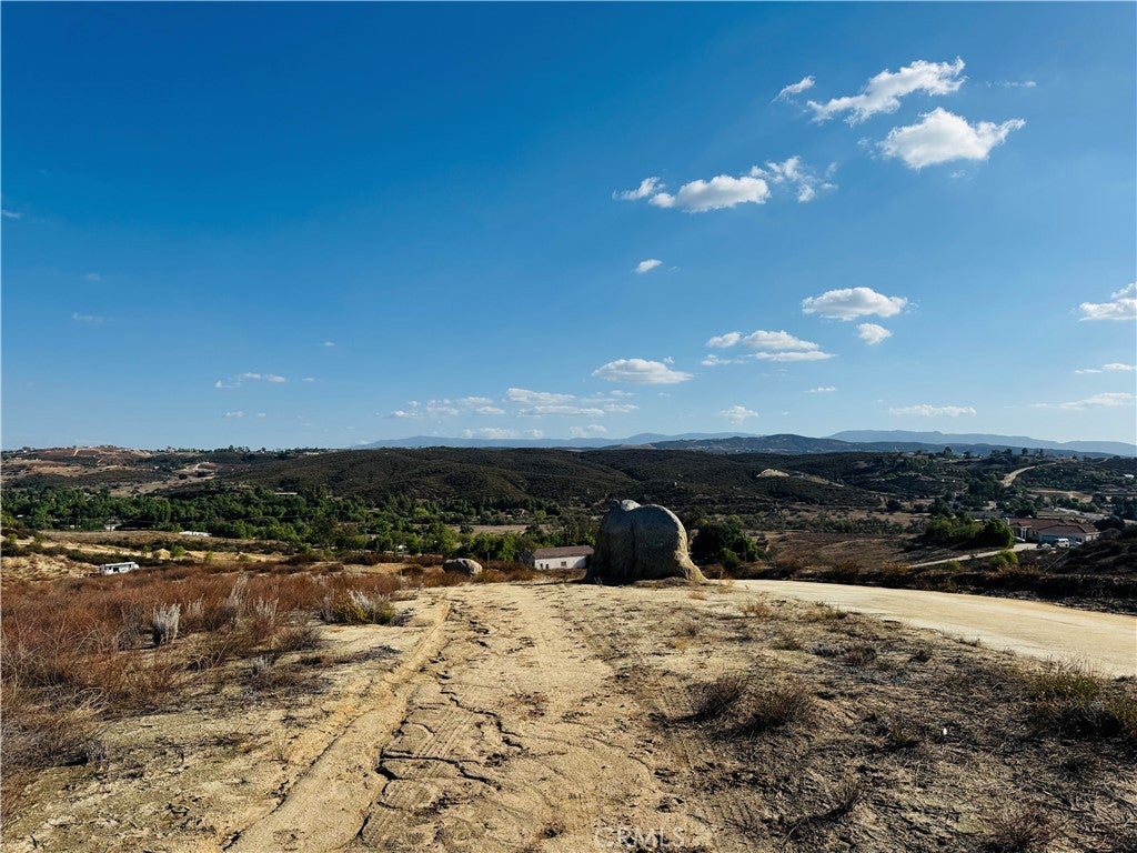37500 Spring Valley