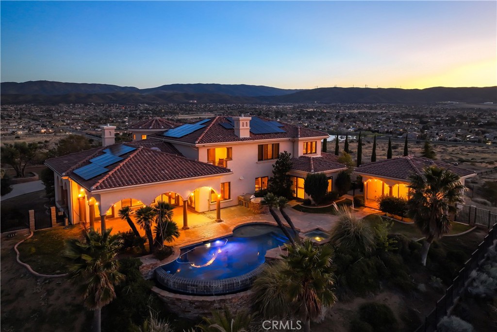 3803 Camino Hermanos