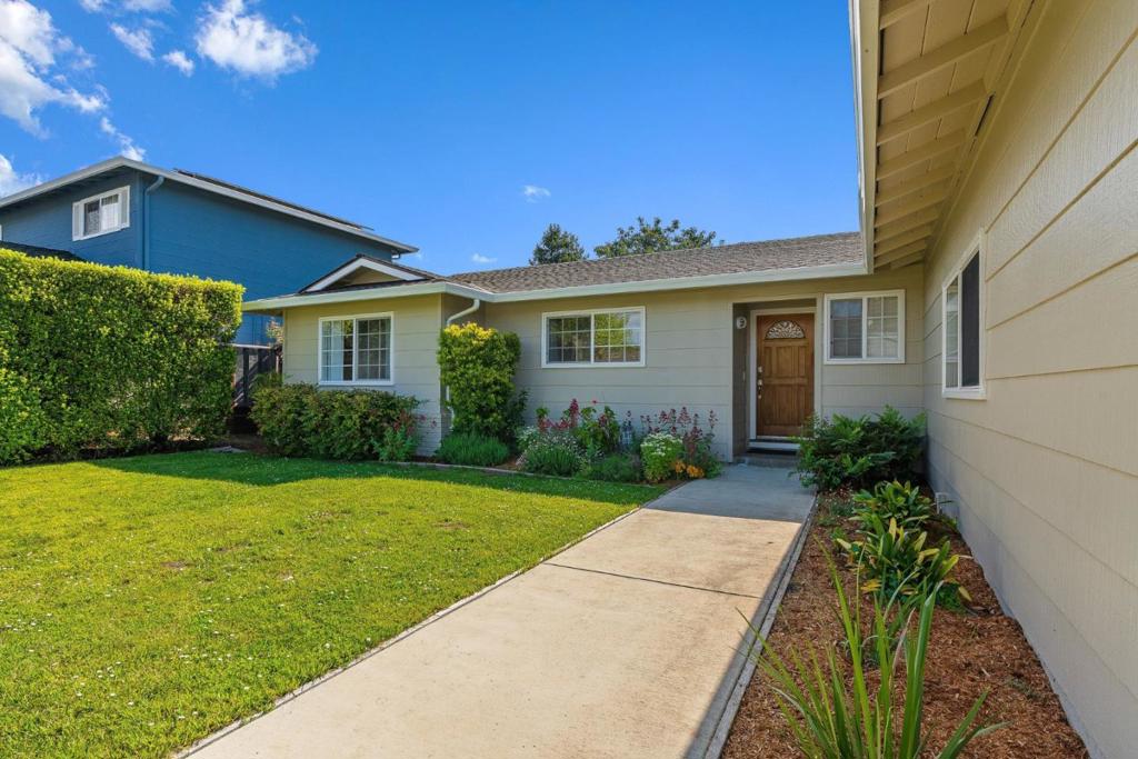 391 Danube Drive, Aptos CA 95003