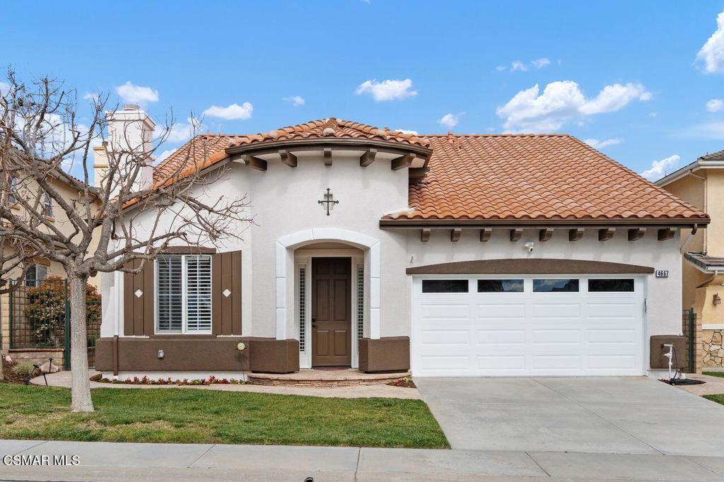 4657 Calle Norte