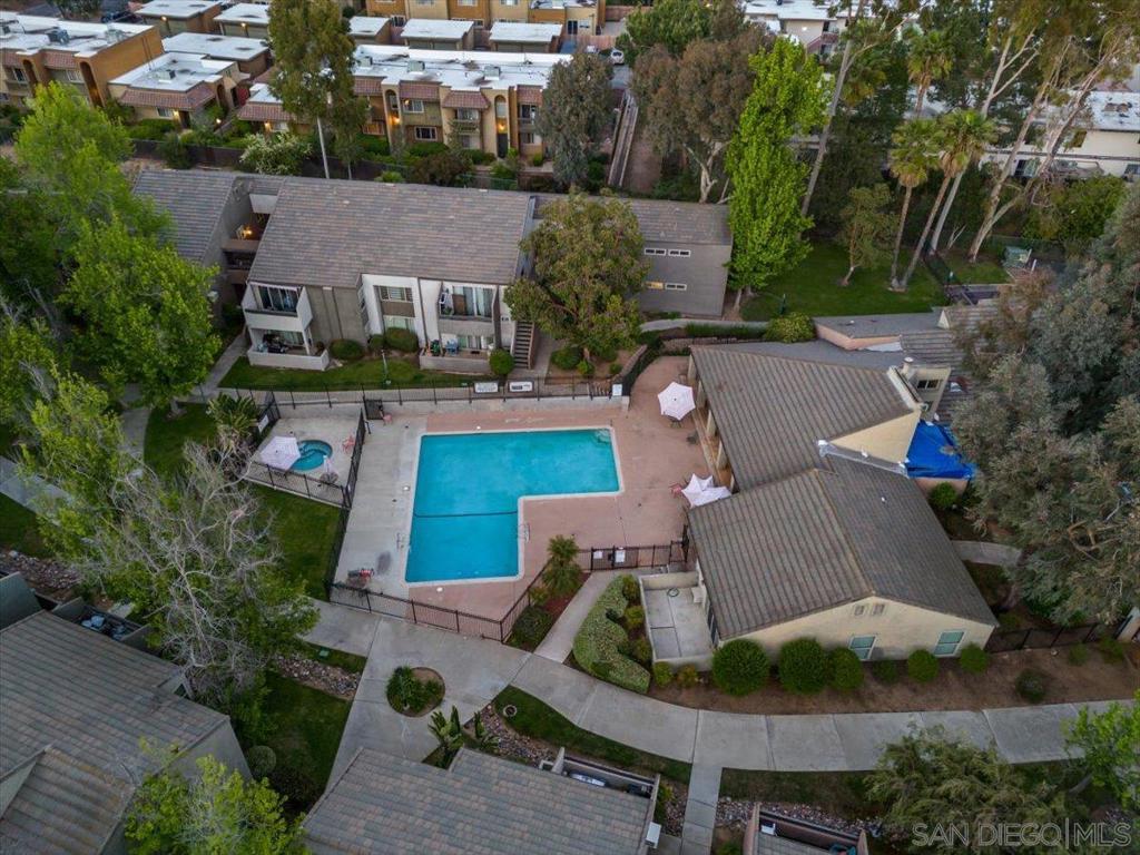 Perfect Starter Home or Investment Opportunity! Welcome to this the largest floorplan in the gated coummunity of Sommerset Villas in Escondido. 2-bedroom, 2-bathroom ground floor end unit condo is ready for a new owner. Enjoy the convenience of in-unit laundry, two full bathrooms, and easy freeway access—ideal for commuters. Located near schools, parks, and shopping, this condo offers both comfort and convenience in a friendly, well-maintained neighborhood. Whether you're a first-time buyer or savvy investor, this is a smart opportunity you don’t want to miss!
