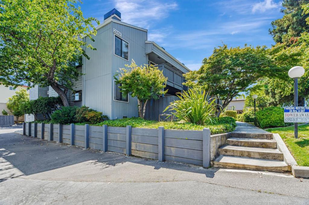 4020 Williams Road 8