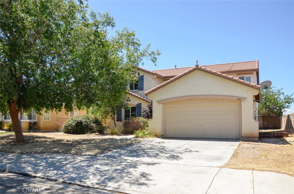 Photo of 1040 E Avenue K11, Lancaster, CA 93535 (MLS # GD26120375)