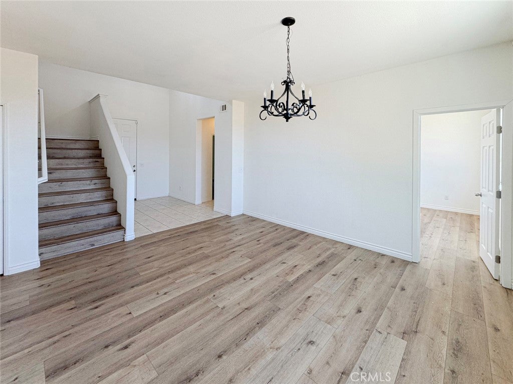 1040 E Avenue K11