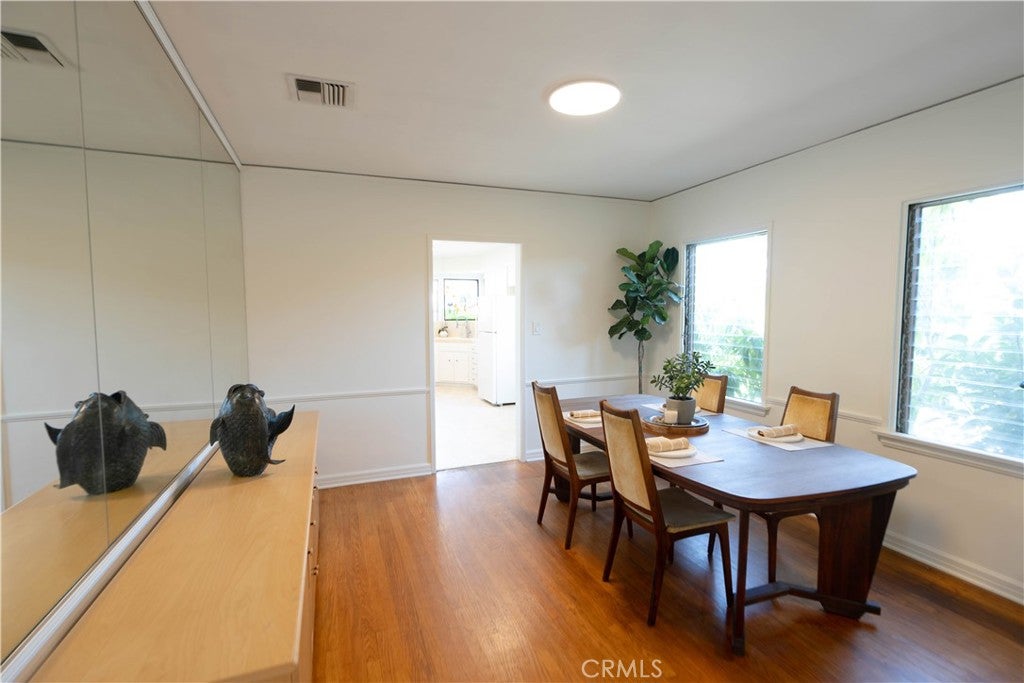 2572 Silver Ridge