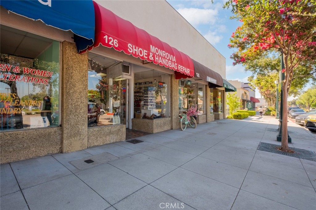 126 S Myrtle Avenue